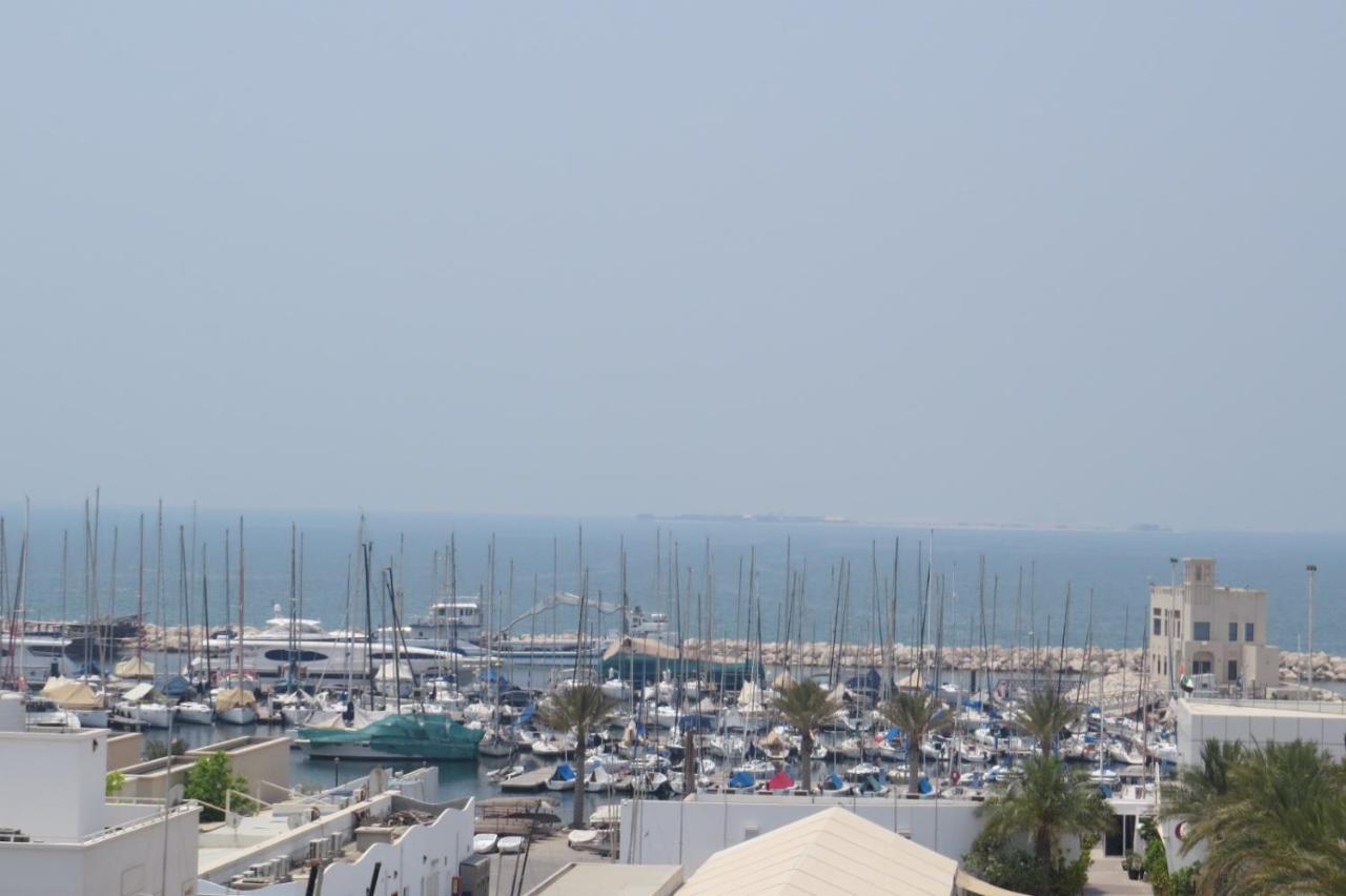 Beach Walk Hotel Jumeirah Dubái Exterior foto