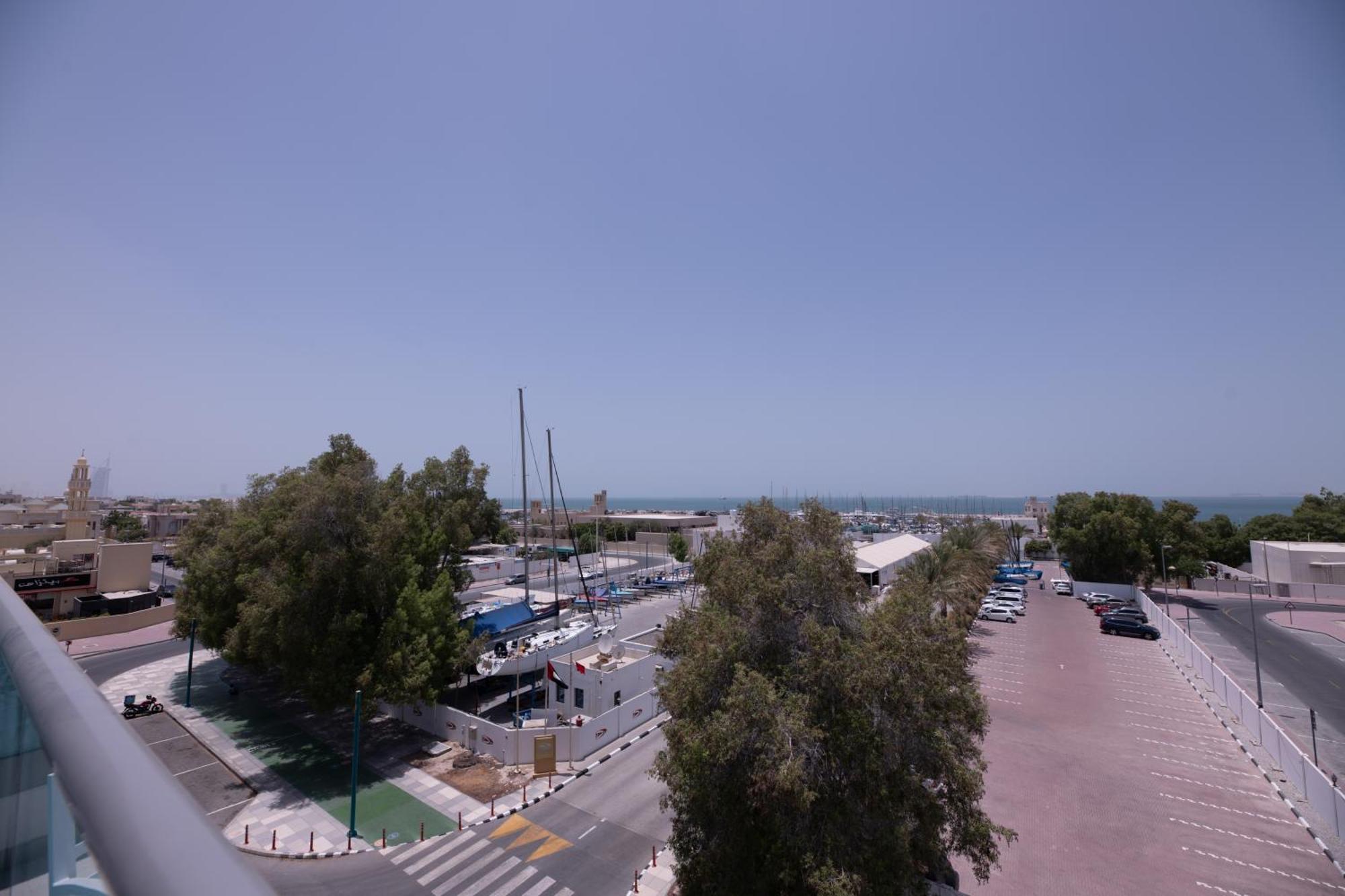 Beach Walk Hotel Jumeirah Dubái Exterior foto